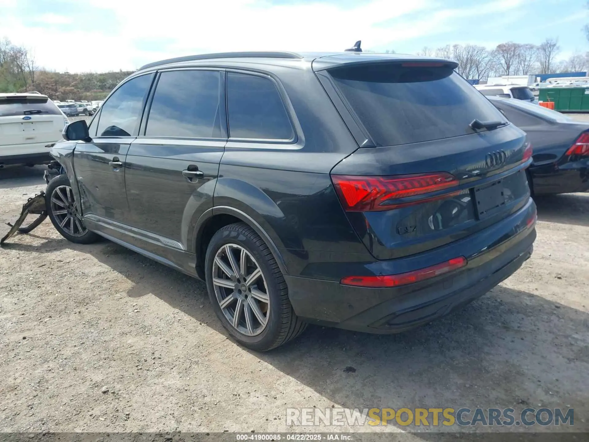 3 Photograph of a damaged car WA1LCBF77PD031019 AUDI Q7 2023