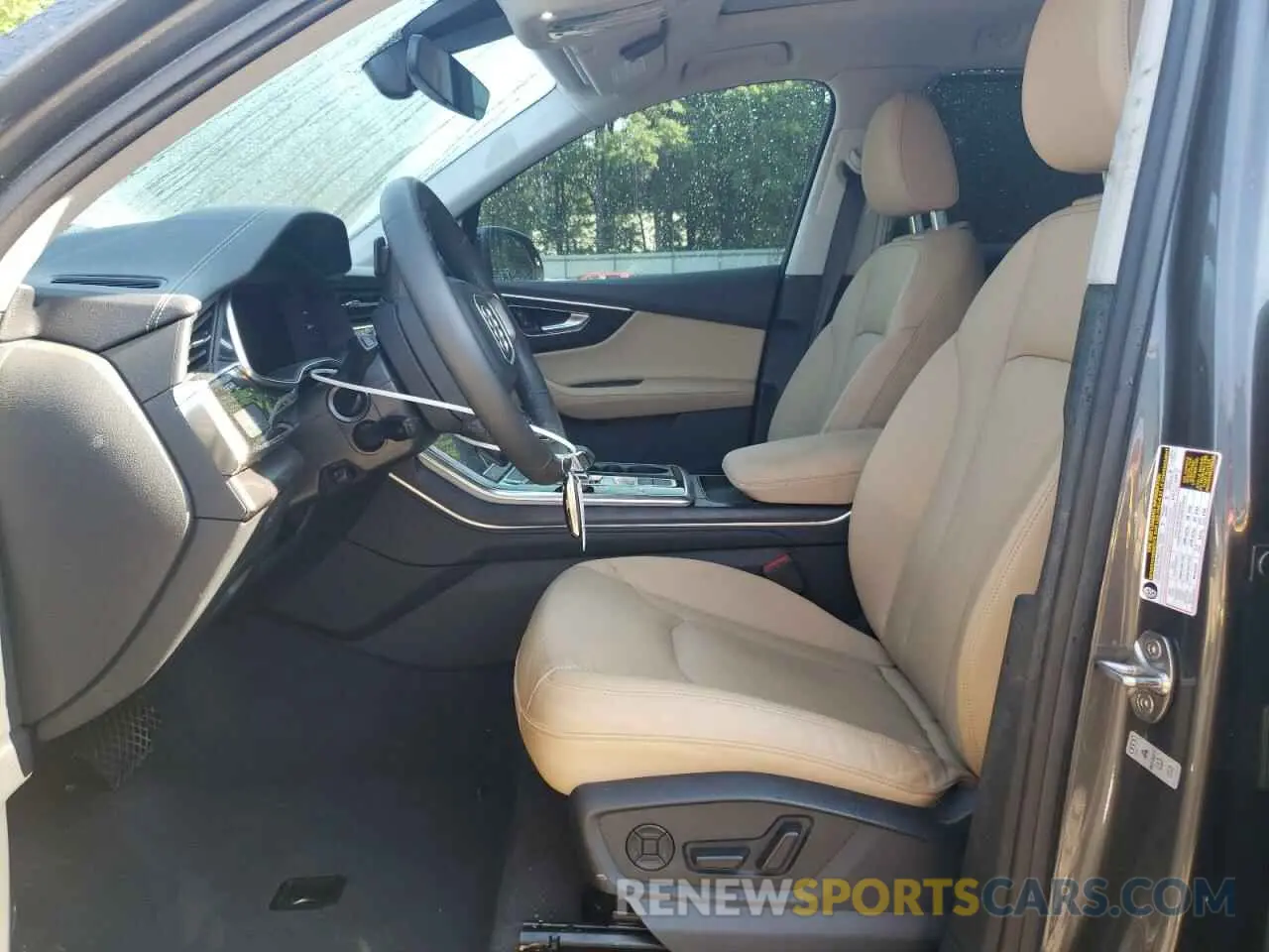 7 Photograph of a damaged car WA1LCBF79PD014979 AUDI Q7 2023