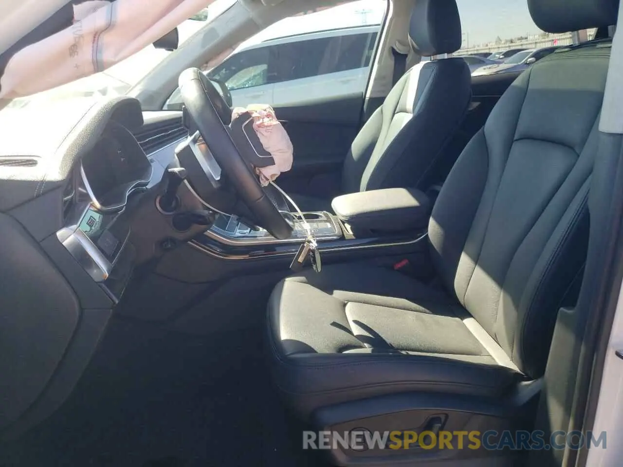 7 Photograph of a damaged car WA1LXBF70PD001672 AUDI Q7 2023