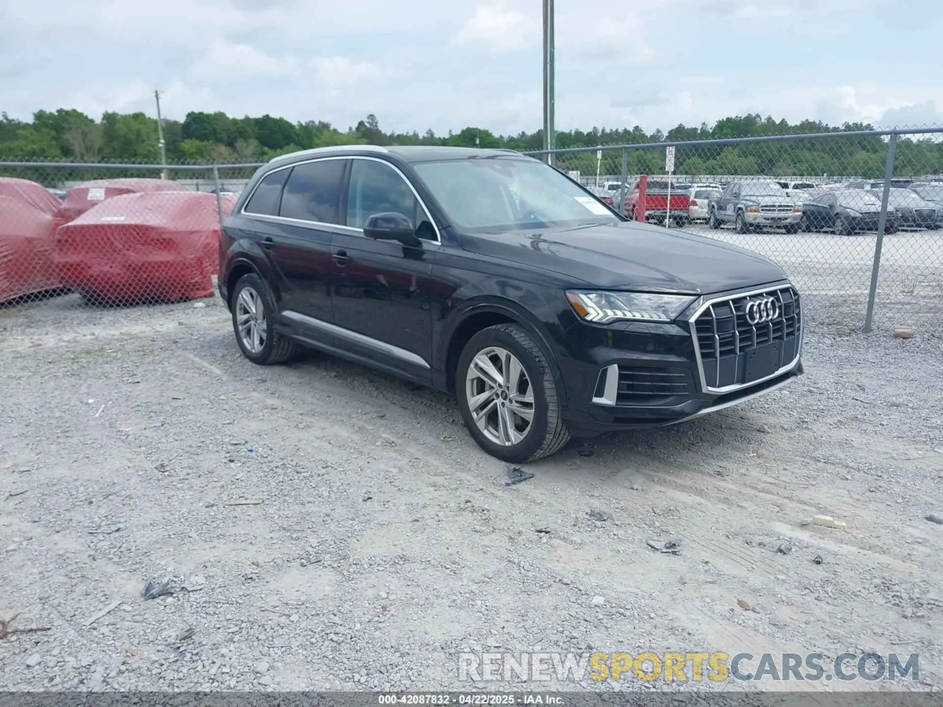 1 Photograph of a damaged car WA1LXBF70PD010789 AUDI Q7 2023
