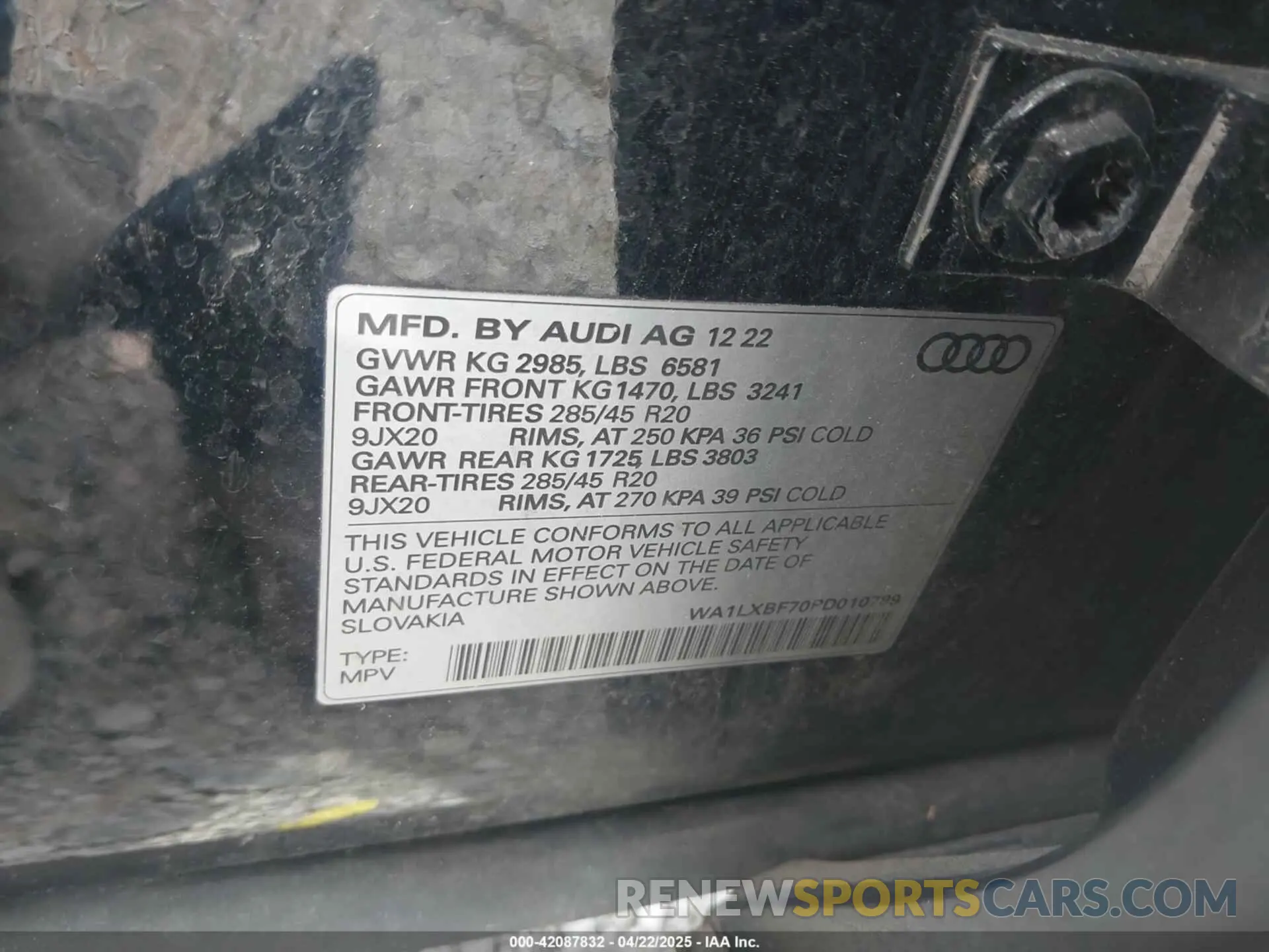 9 Photograph of a damaged car WA1LXBF70PD010789 AUDI Q7 2023