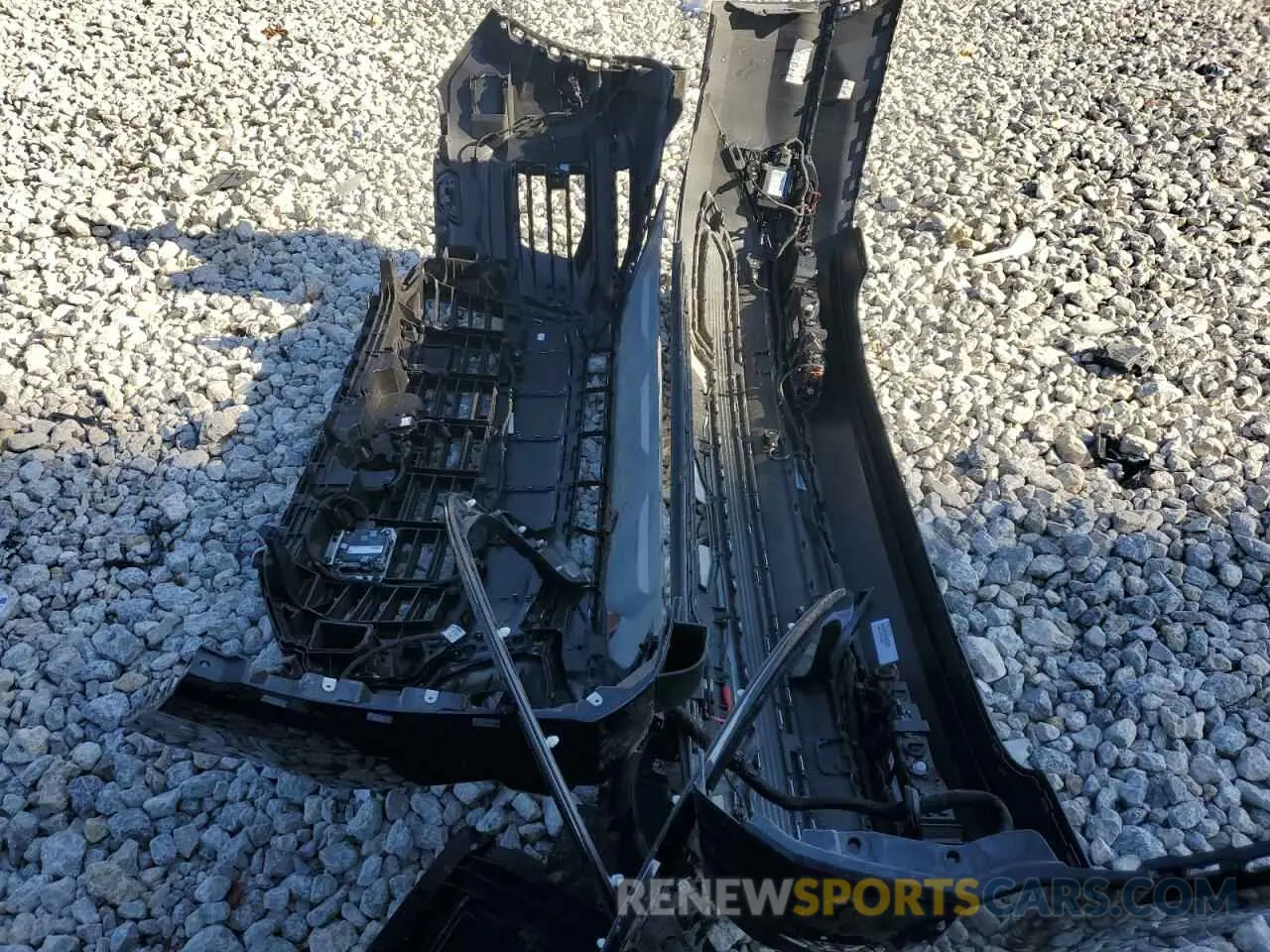 13 Photograph of a damaged car WA1LXBF70PD014177 AUDI Q7 2023