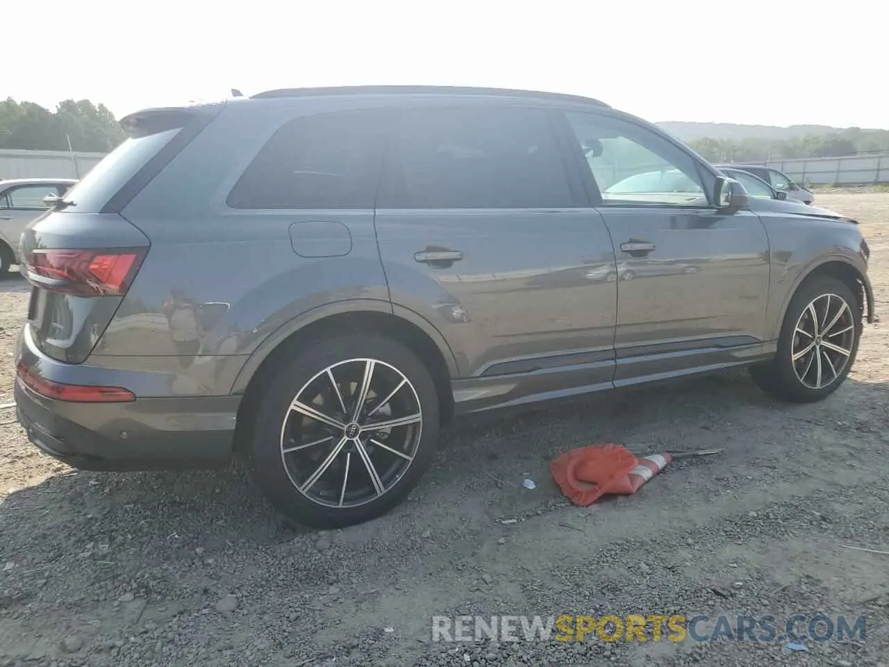 3 Photograph of a damaged car WA1LXBF71PD027133 AUDI Q7 2023