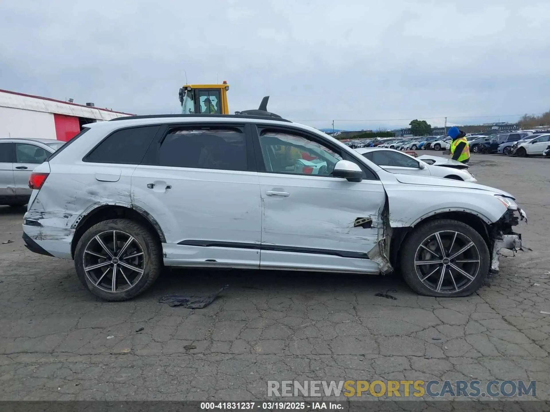 12 Photograph of a damaged car WA1LXBF73PD001777 AUDI Q7 2023
