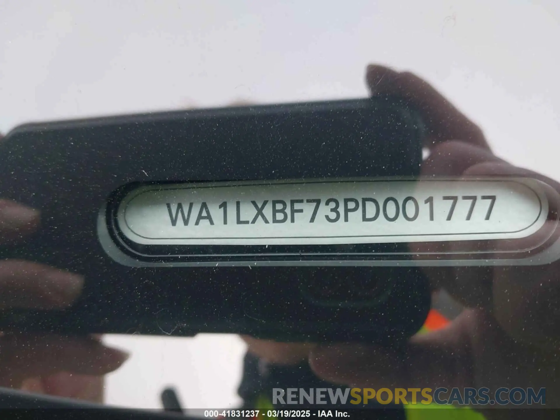16 Photograph of a damaged car WA1LXBF73PD001777 AUDI Q7 2023