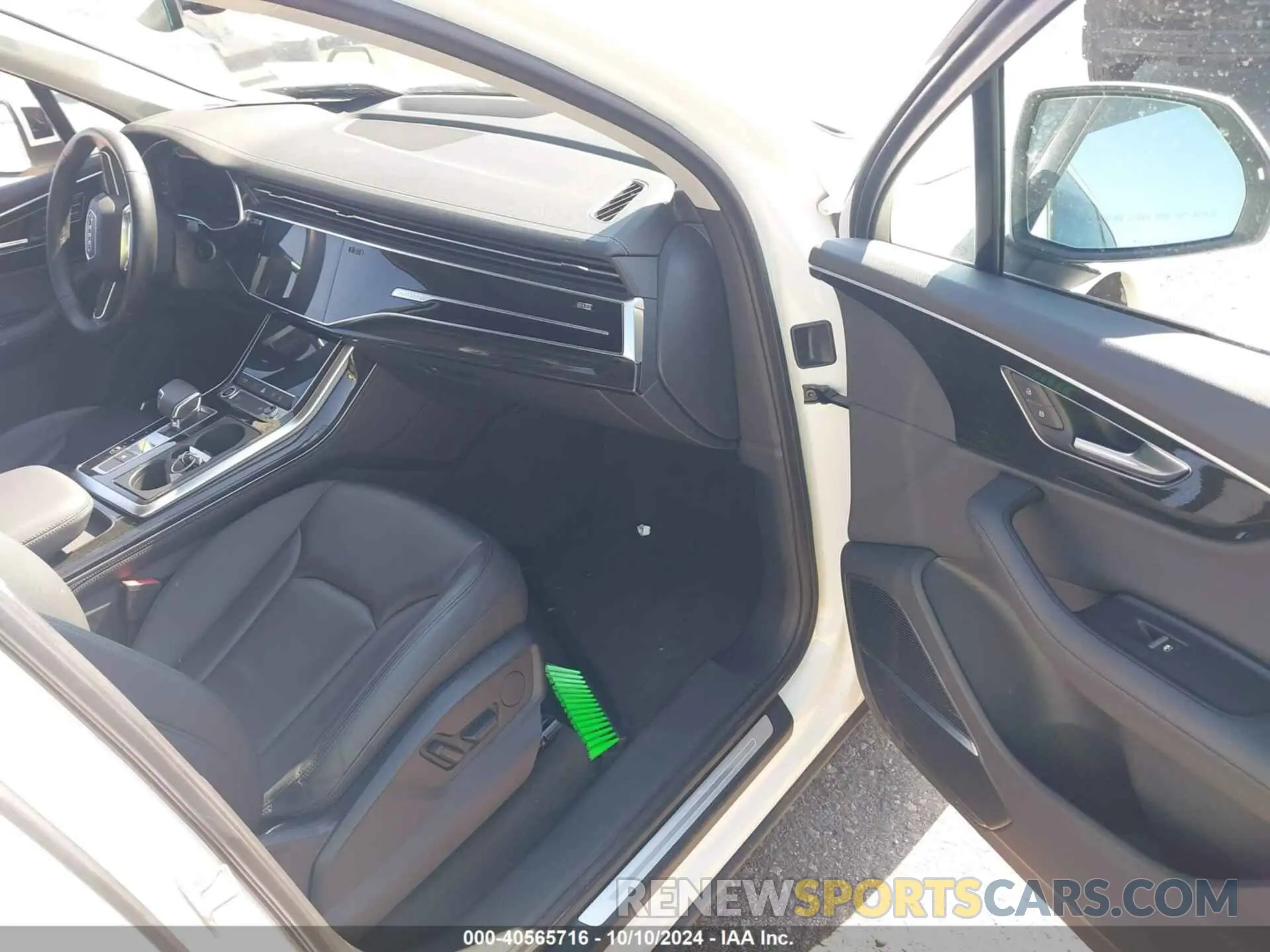 5 Photograph of a damaged car WA1LXBF74PD010293 AUDI Q7 2023