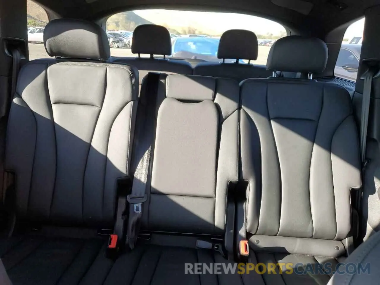 10 Photograph of a damaged car WA1LXBF76PD013177 AUDI Q7 2023