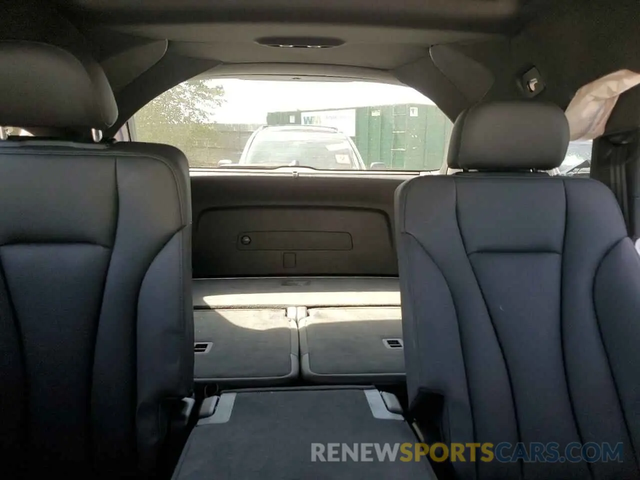 10 Photograph of a damaged car WA1LXBF77PD018405 AUDI Q7 2023