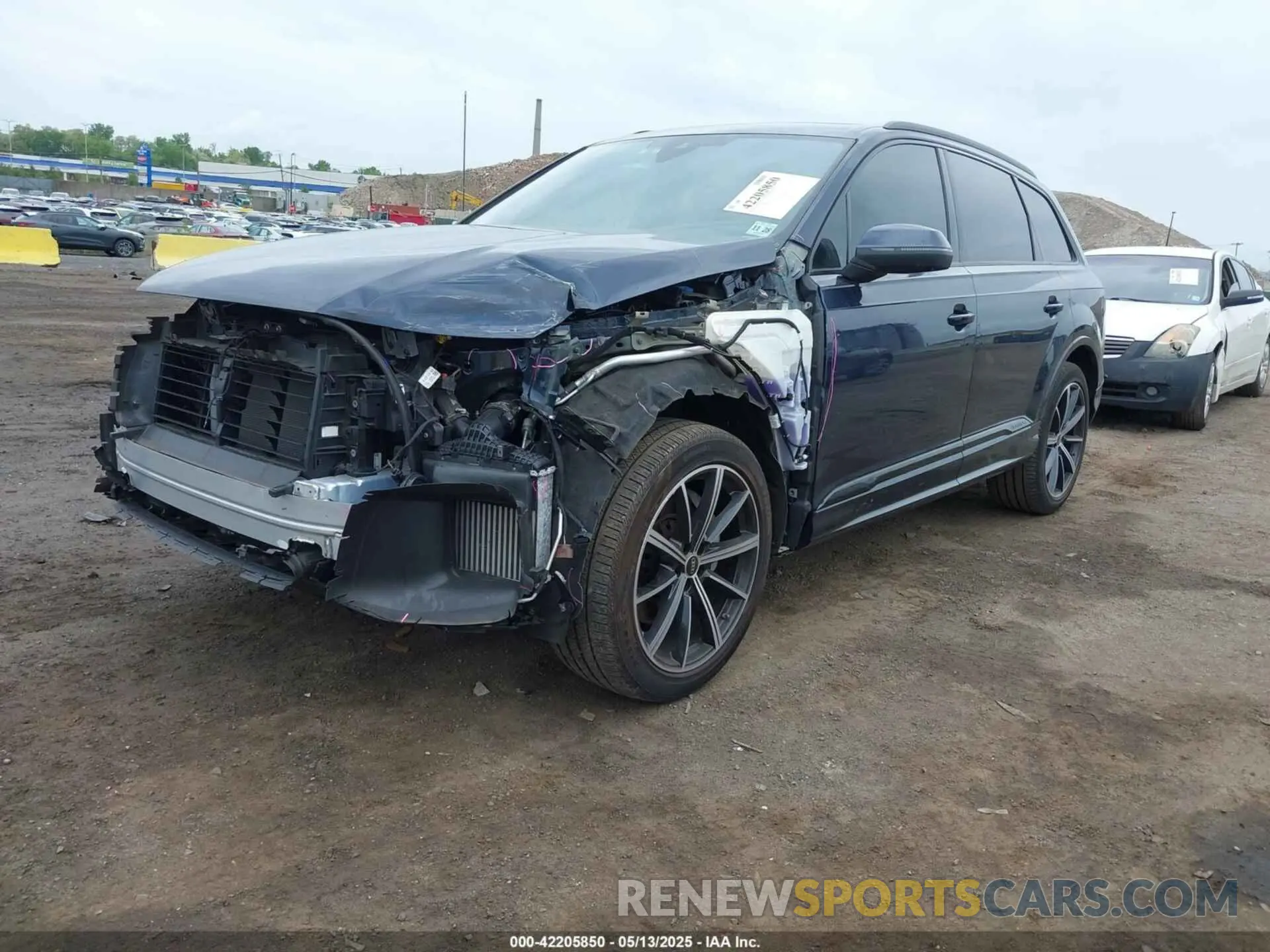 2 Photograph of a damaged car WA1LXBF77PD020848 AUDI Q7 2023