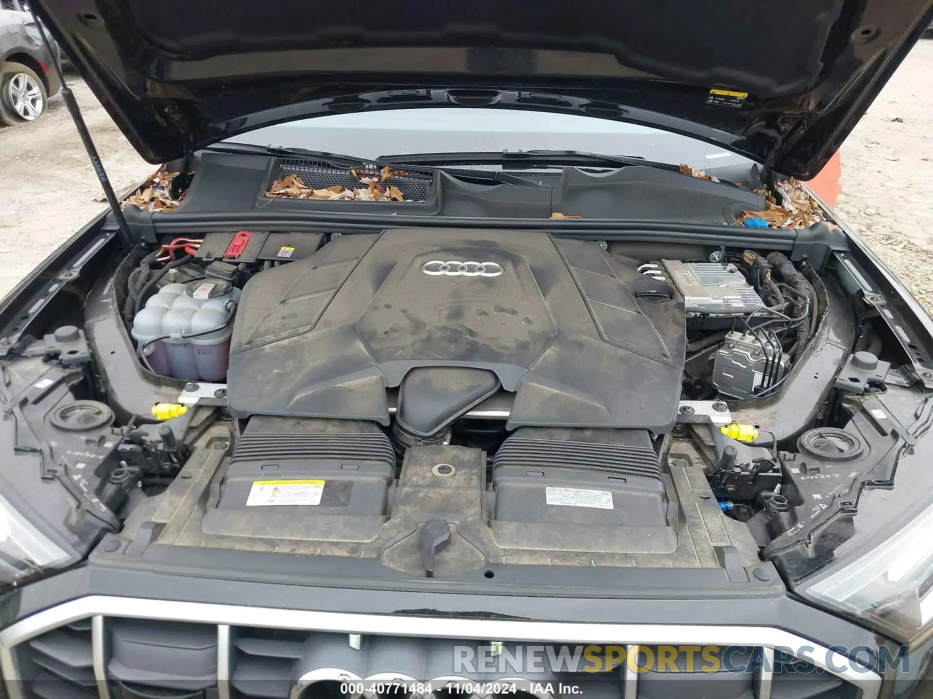 10 Photograph of a damaged car WA1LXBF78PD003864 AUDI Q7 2023