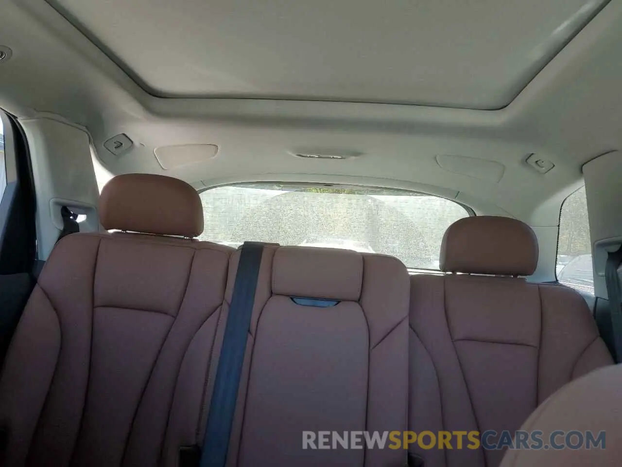 10 Photograph of a damaged car WA1LXBF78PD025881 AUDI Q7 2023