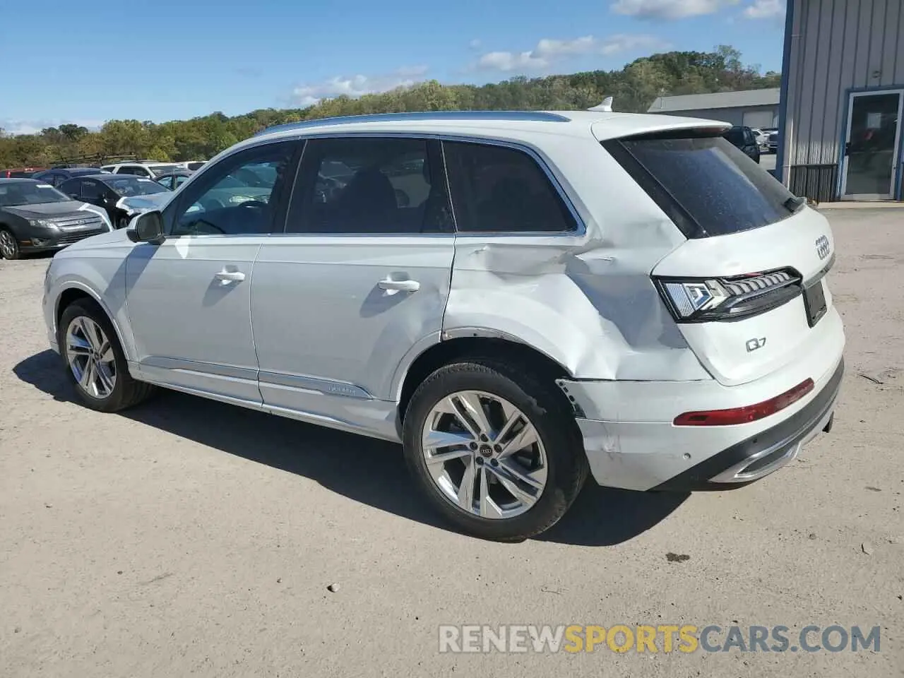 2 Photograph of a damaged car WA1LXBF78PD025881 AUDI Q7 2023