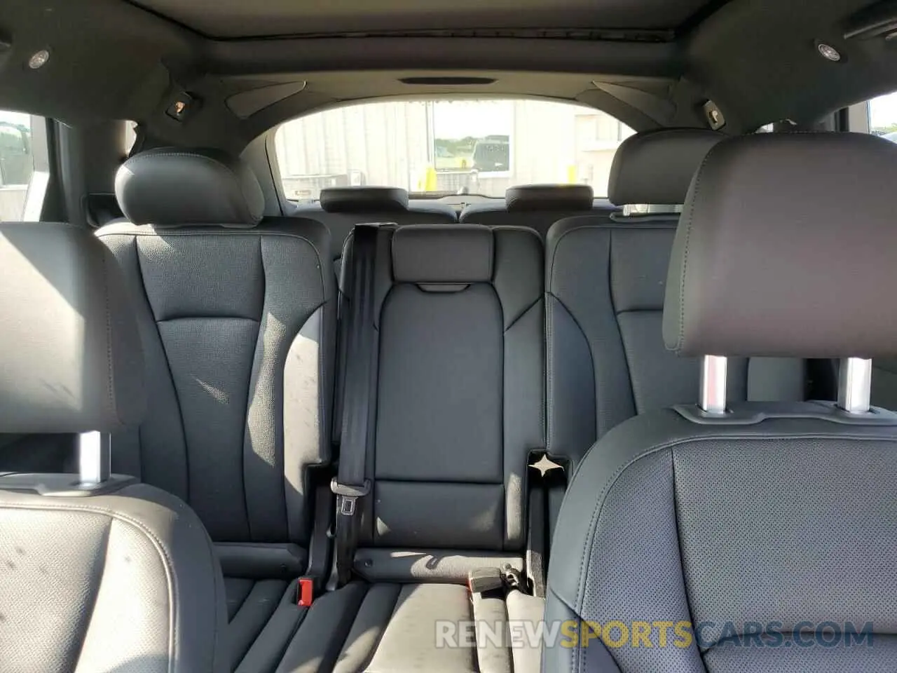 10 Photograph of a damaged car WA1LXBF79PD028708 AUDI Q7 2023