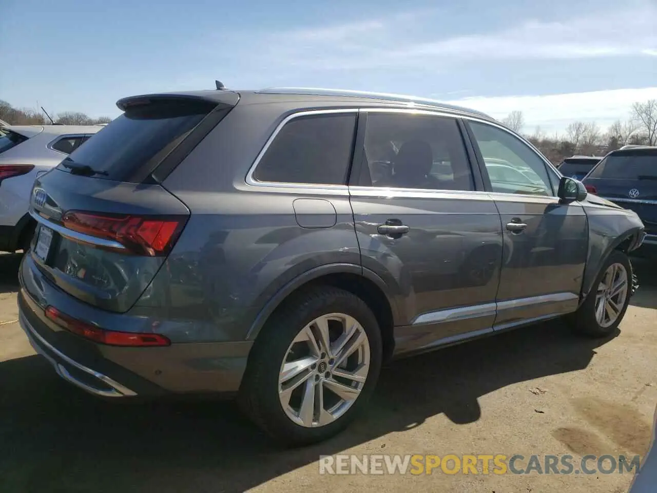 3 Photograph of a damaged car WA1LXBF7XPD009519 AUDI Q7 2023