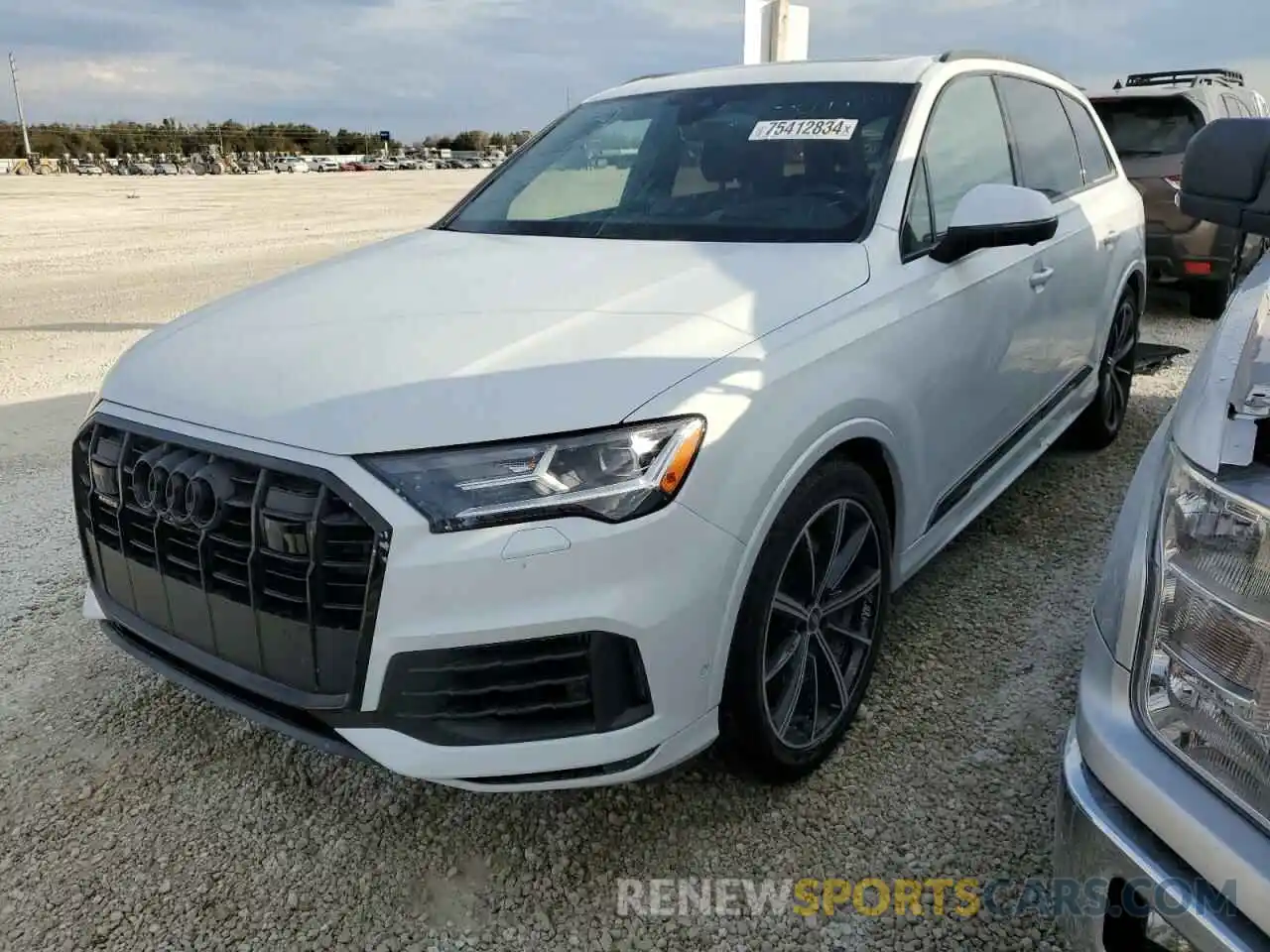 1 Photograph of a damaged car WA1VXBF70PD002040 AUDI Q7 2023