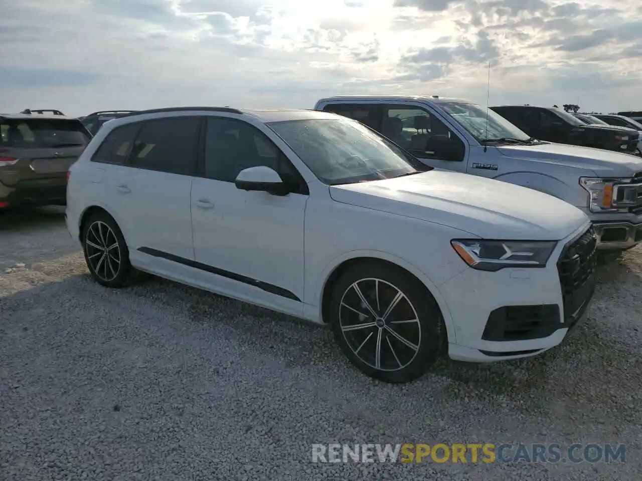 4 Photograph of a damaged car WA1VXBF70PD002040 AUDI Q7 2023