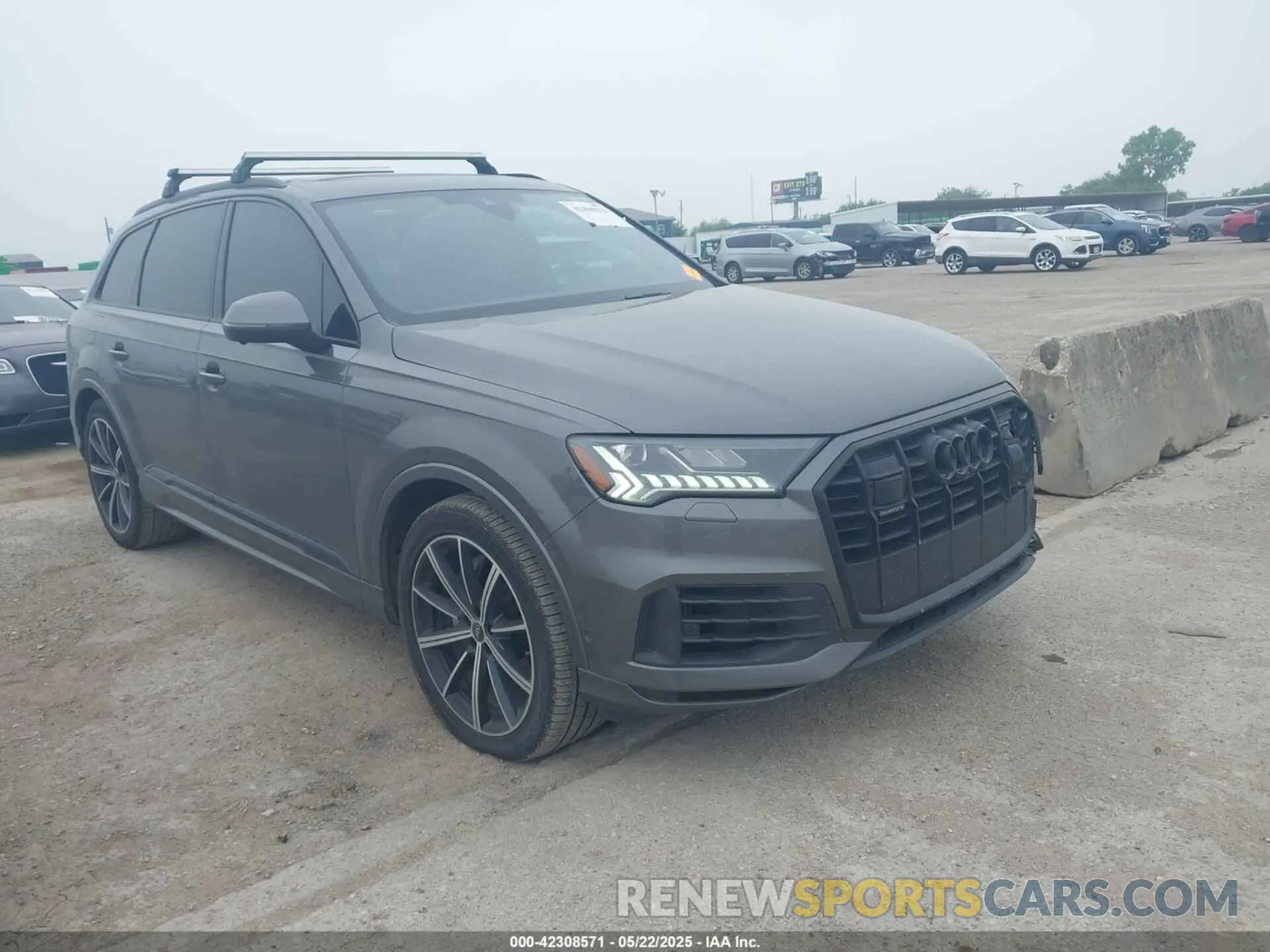 1 Photograph of a damaged car WA1VXBF72PD020877 AUDI Q7 2023