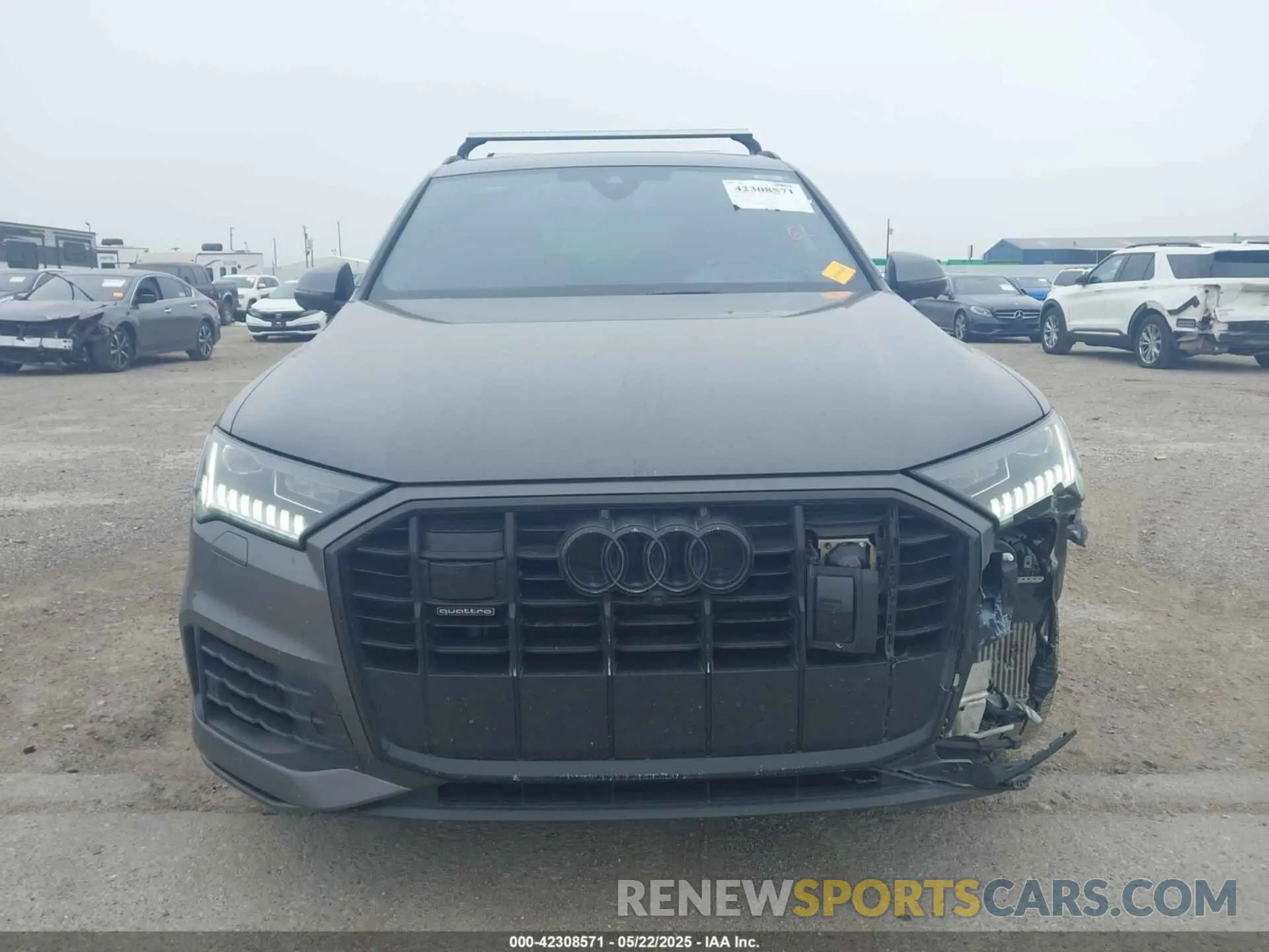 12 Photograph of a damaged car WA1VXBF72PD020877 AUDI Q7 2023