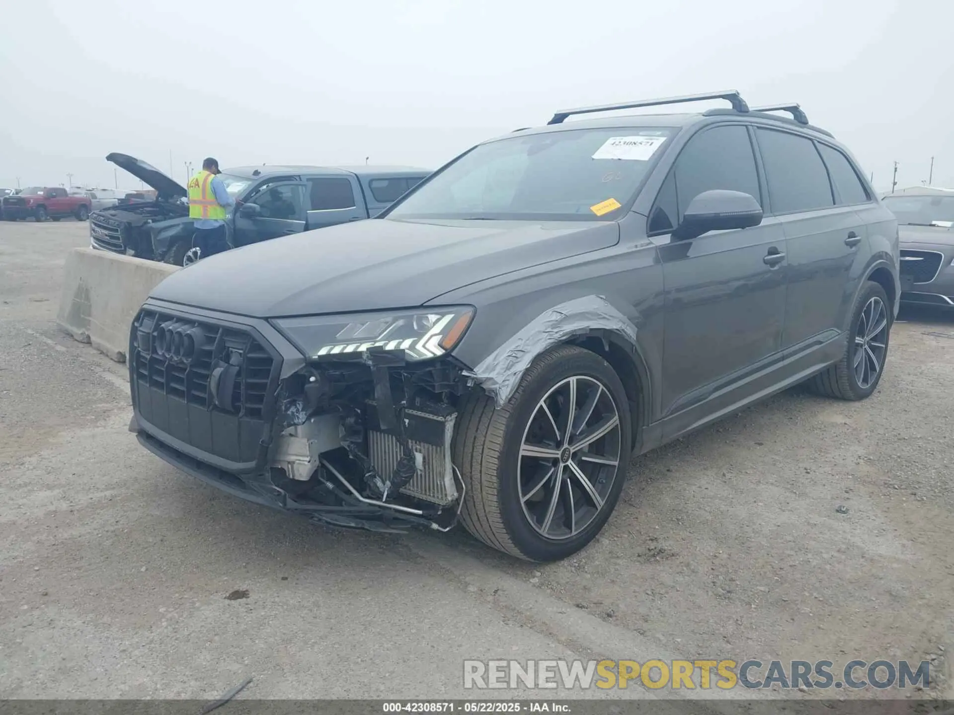 2 Photograph of a damaged car WA1VXBF72PD020877 AUDI Q7 2023