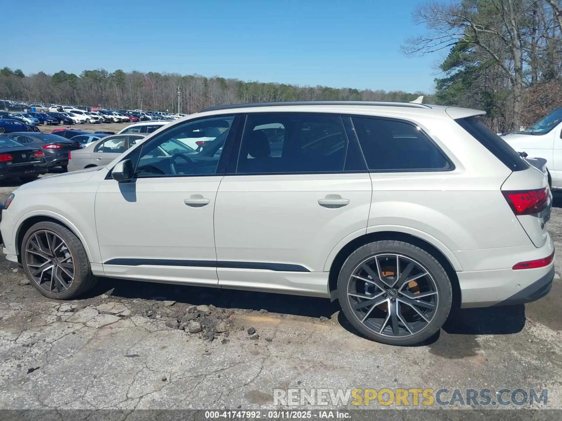 14 Photograph of a damaged car WA1VXBF73PD025067 AUDI Q7 2023