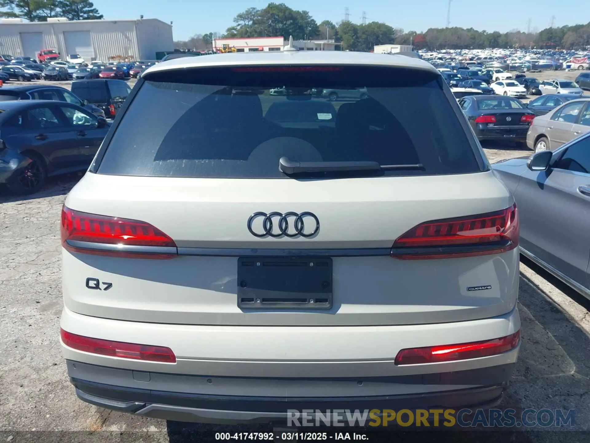 16 Photograph of a damaged car WA1VXBF73PD025067 AUDI Q7 2023