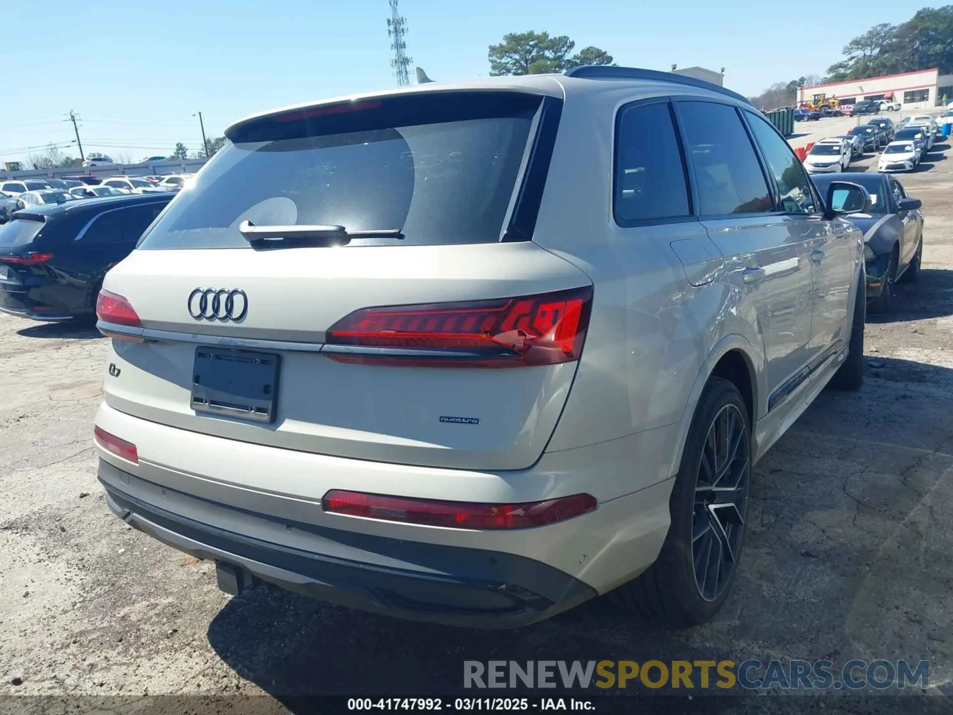 4 Photograph of a damaged car WA1VXBF73PD025067 AUDI Q7 2023