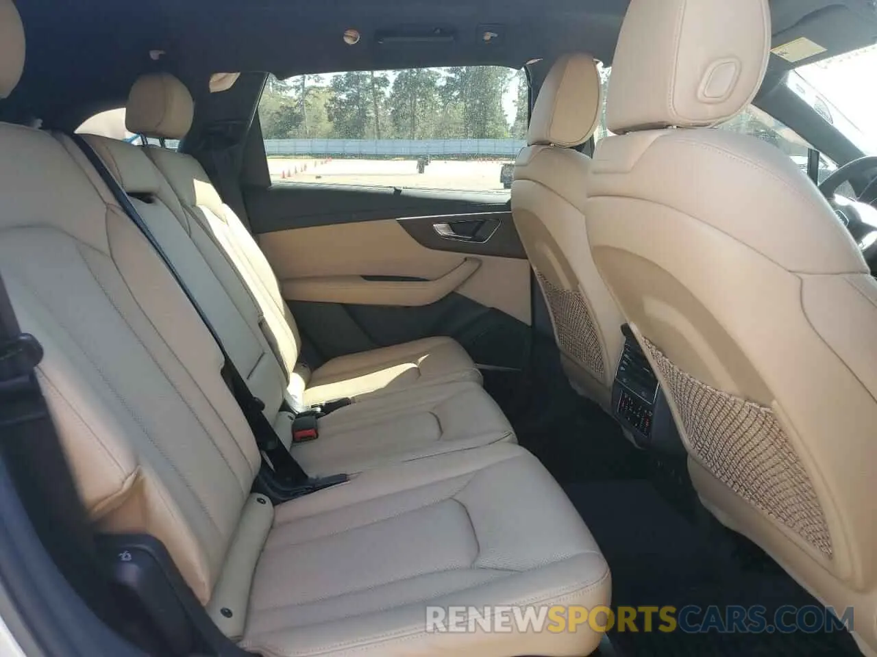 12 Photograph of a damaged car WA1VXBF78PD013285 AUDI Q7 2023