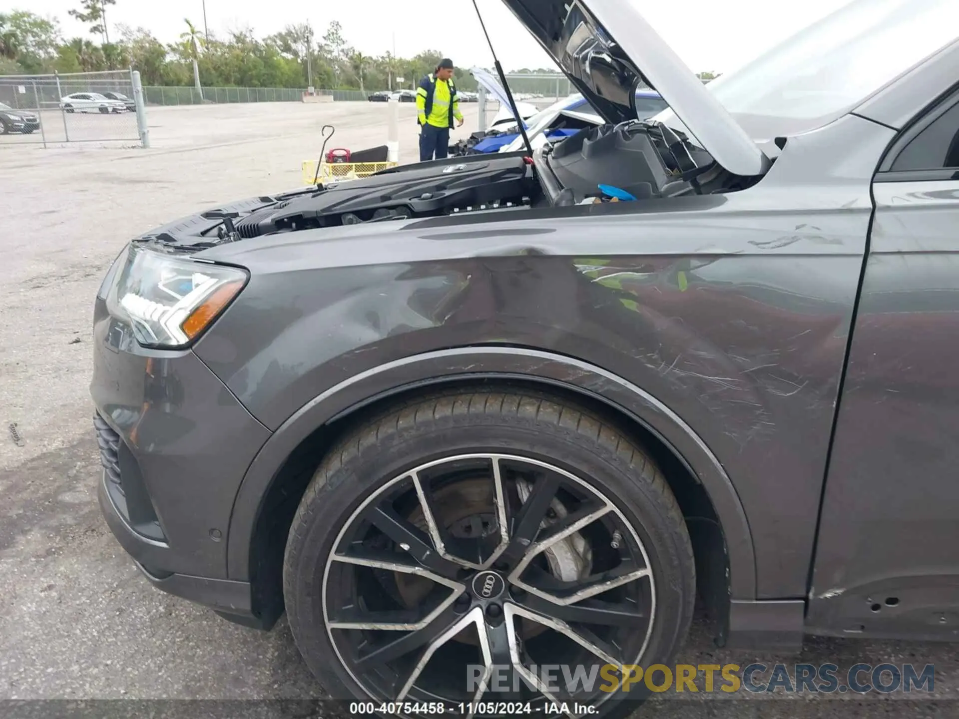 6 Photograph of a damaged car WA1VXBF7XPD026779 AUDI Q7 2023