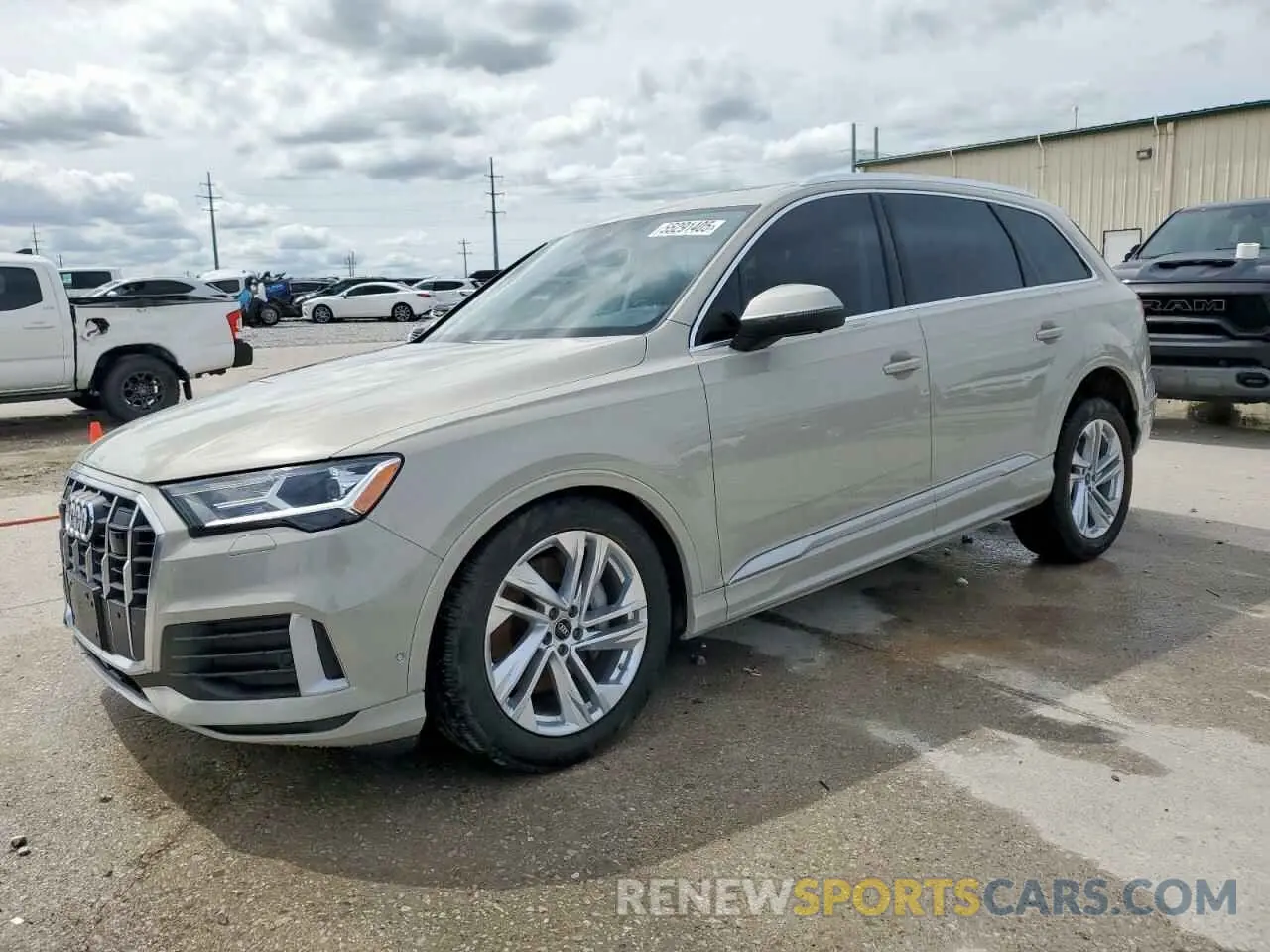 1 Photograph of a damaged car WA1ACBF76RD010690 AUDI Q7 2024