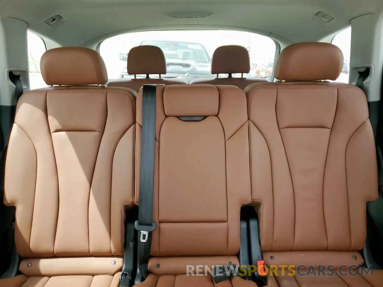 10 Photograph of a damaged car WA1ACBF76RD010690 AUDI Q7 2024
