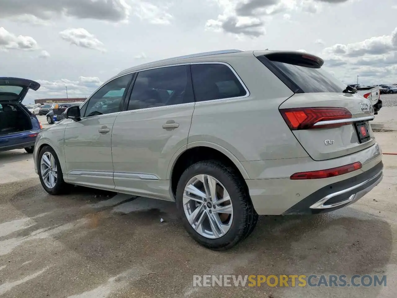 2 Photograph of a damaged car WA1ACBF76RD010690 AUDI Q7 2024