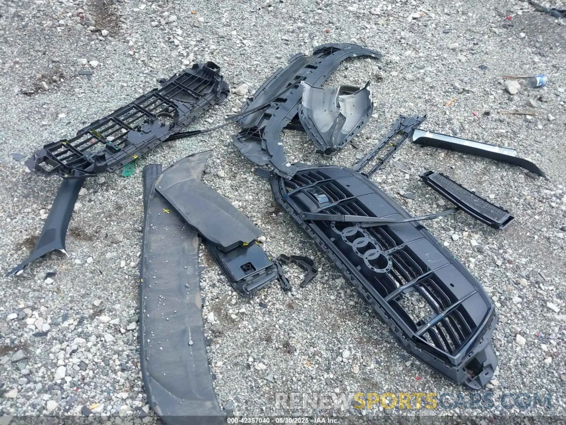 12 Photograph of a damaged car WA1LCBF70RD001587 AUDI Q7 2024