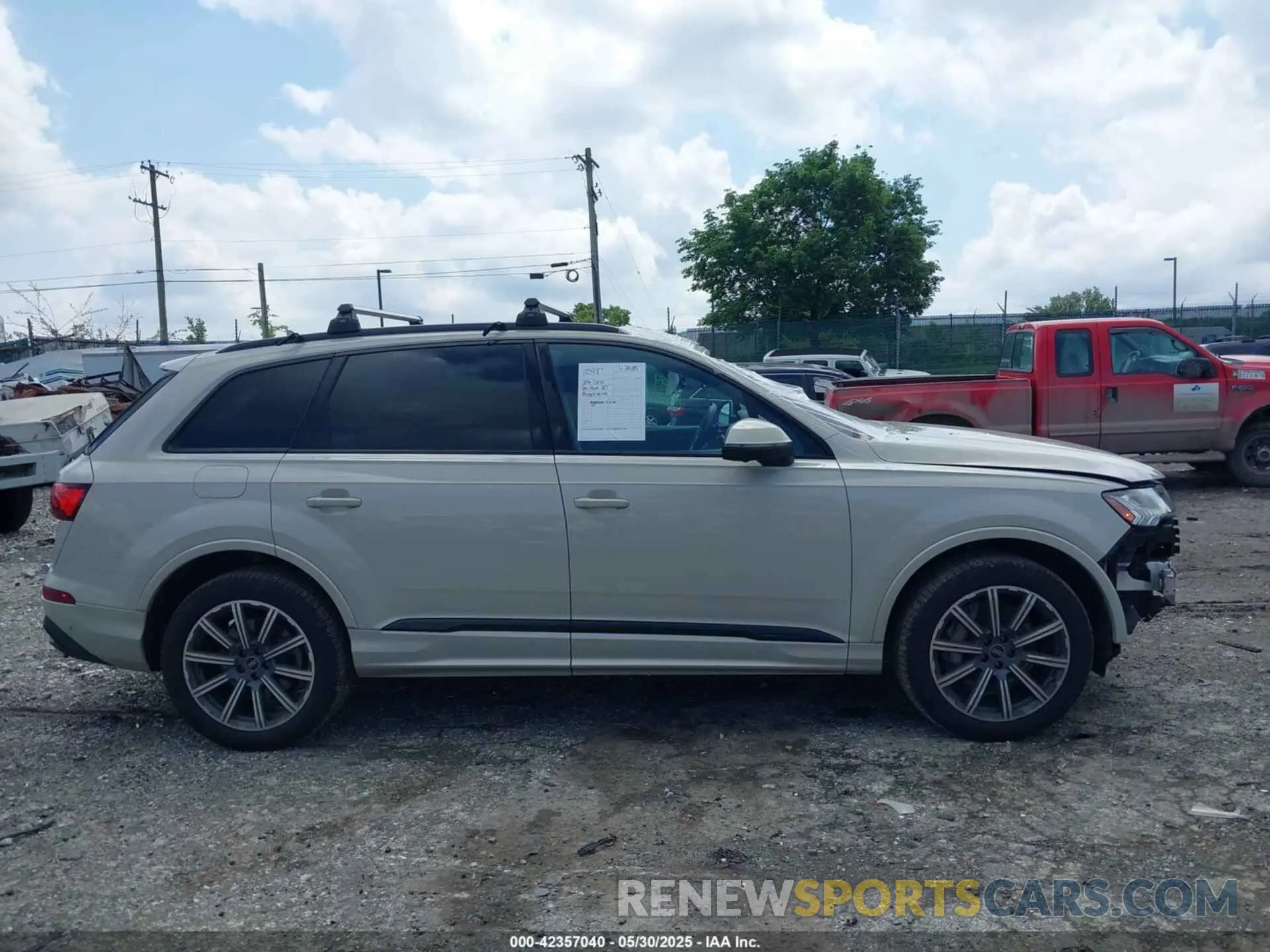 14 Photograph of a damaged car WA1LCBF70RD001587 AUDI Q7 2024