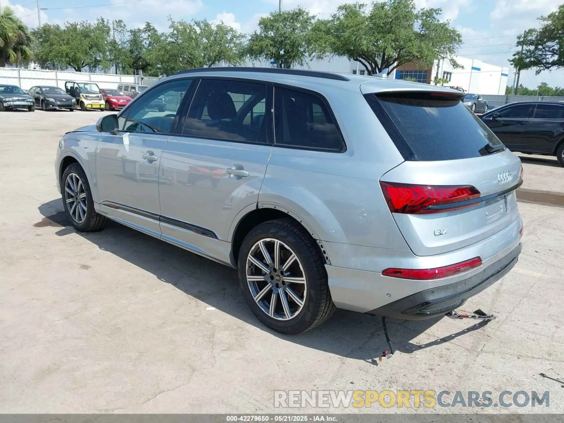 3 Photograph of a damaged car WA1LCBF72RD001512 AUDI Q7 2024