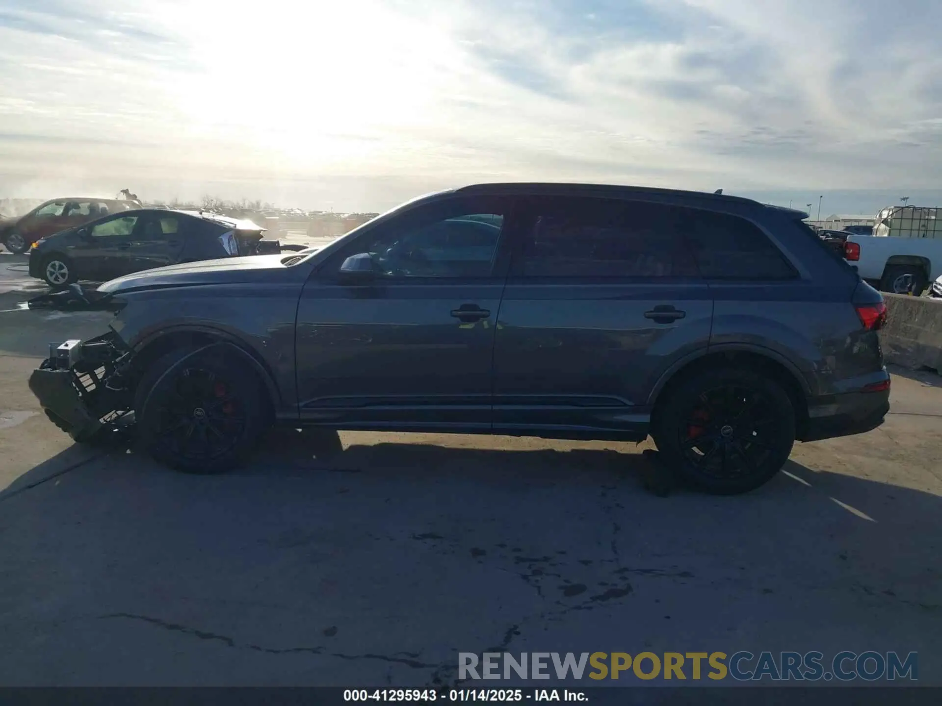 15 Photograph of a damaged car WA1LCBF76RD010388 AUDI Q7 2024
