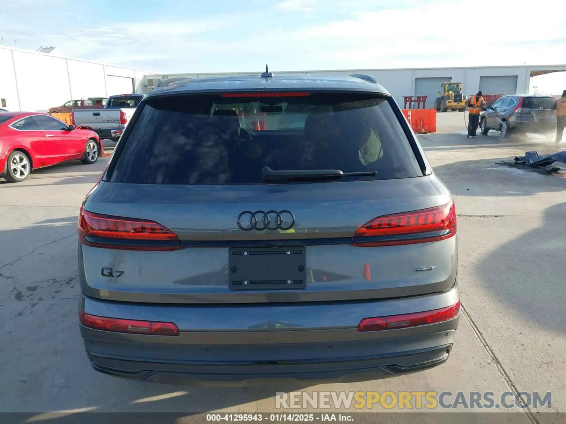 17 Photograph of a damaged car WA1LCBF76RD010388 AUDI Q7 2024