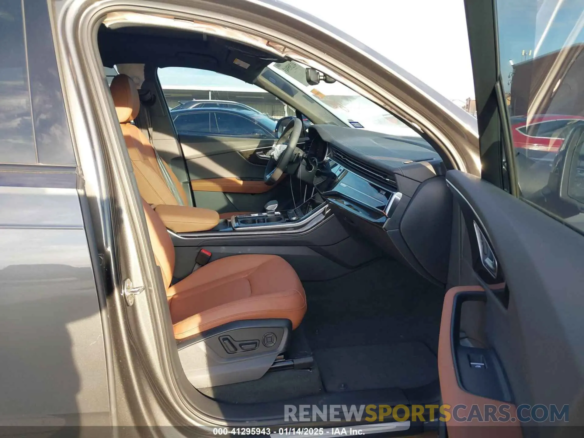 5 Photograph of a damaged car WA1LCBF76RD010388 AUDI Q7 2024