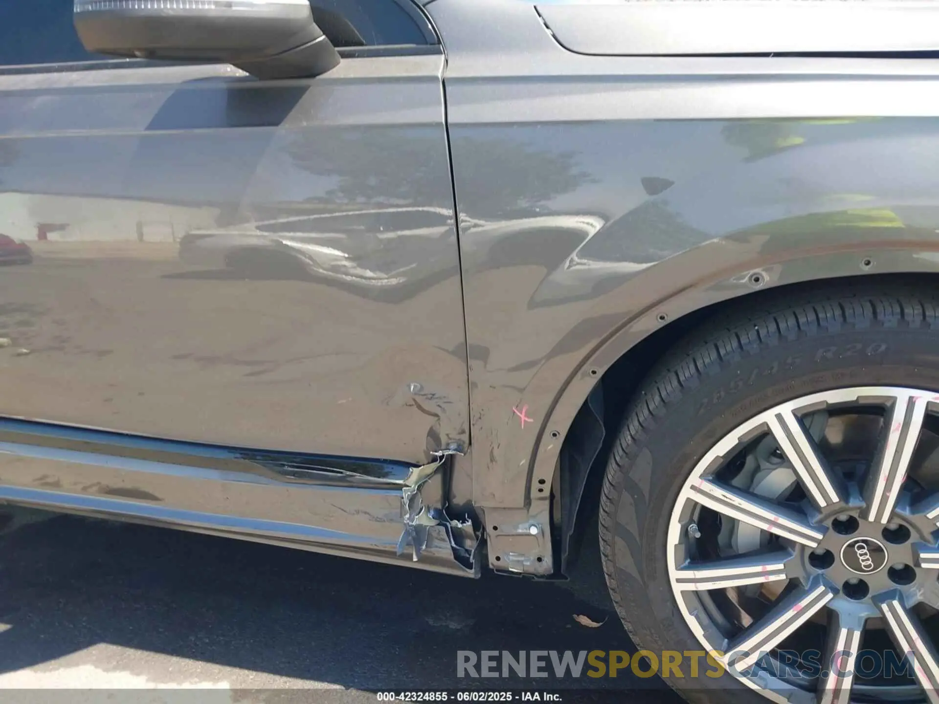 20 Photograph of a damaged car WA1LCBF7XRD002858 AUDI Q7 2024