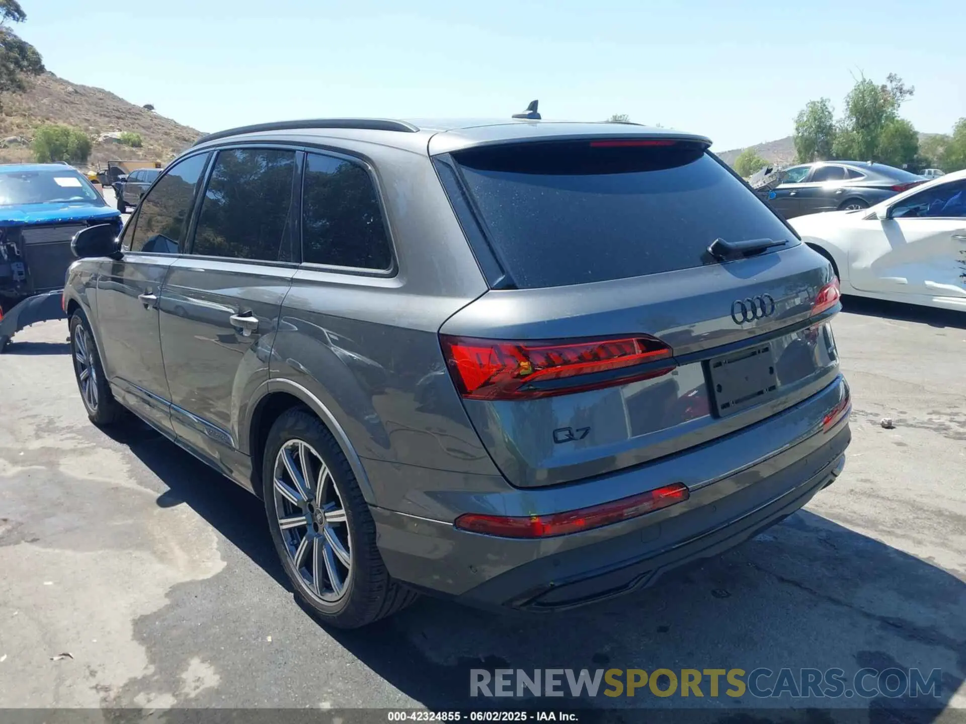 3 Photograph of a damaged car WA1LCBF7XRD002858 AUDI Q7 2024
