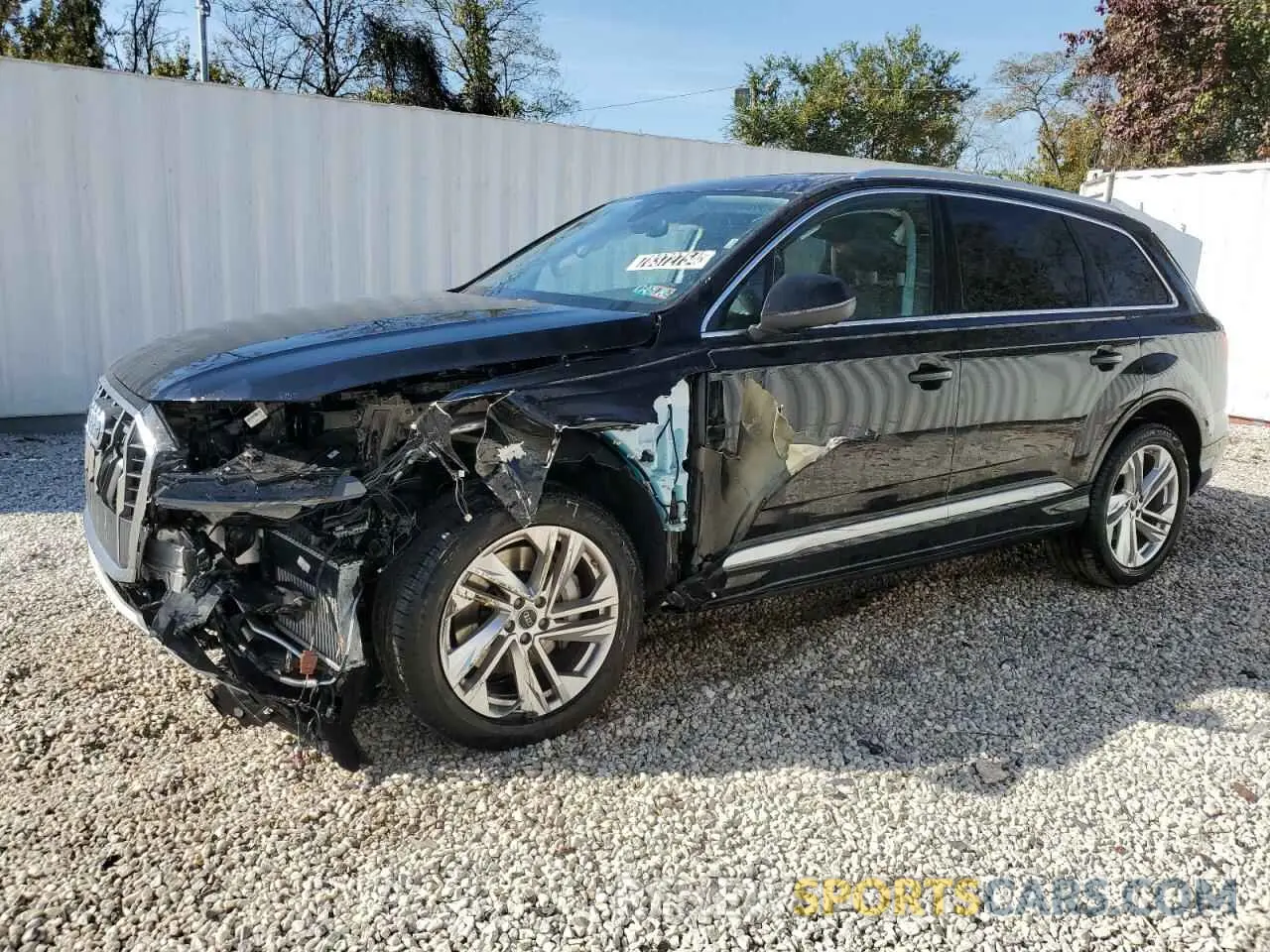 1 Photograph of a damaged car WA1LXBF70RD010259 AUDI Q7 2024