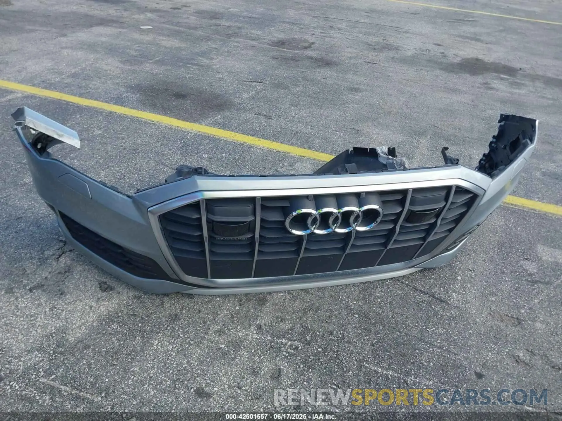 12 Photograph of a damaged car WA1LXBF72RD006200 AUDI Q7 2024
