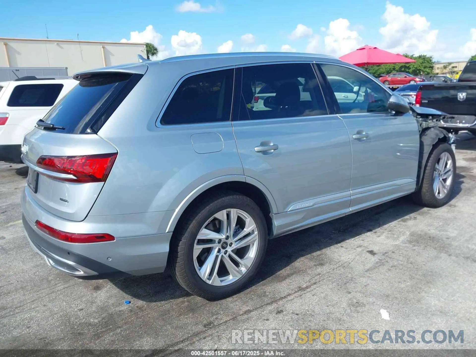 4 Photograph of a damaged car WA1LXBF72RD006200 AUDI Q7 2024