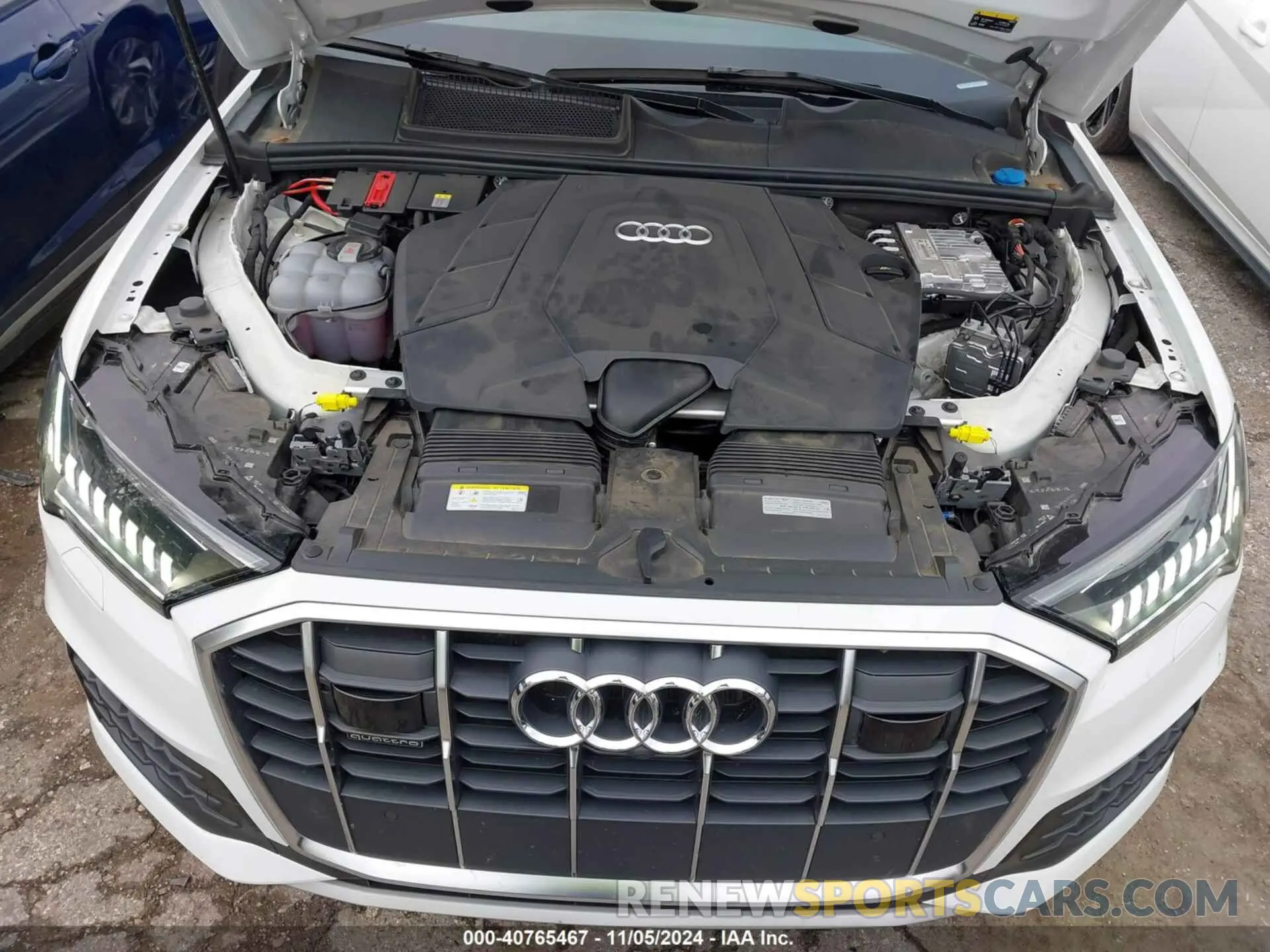 10 Photograph of a damaged car WA1LXBF72RD008707 AUDI Q7 2024
