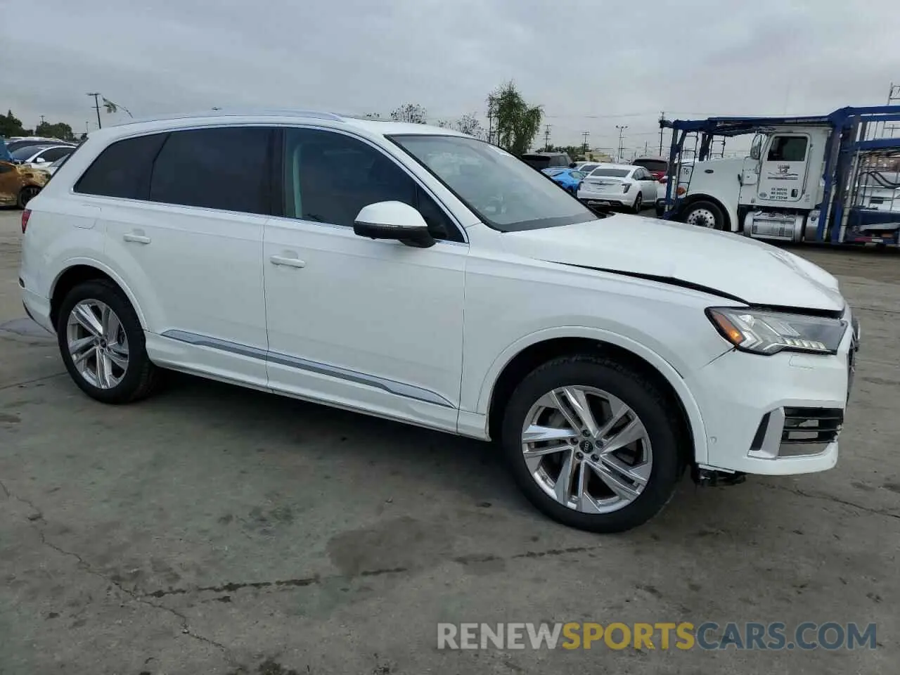 4 Photograph of a damaged car WA1LXBF73RD005671 AUDI Q7 2024