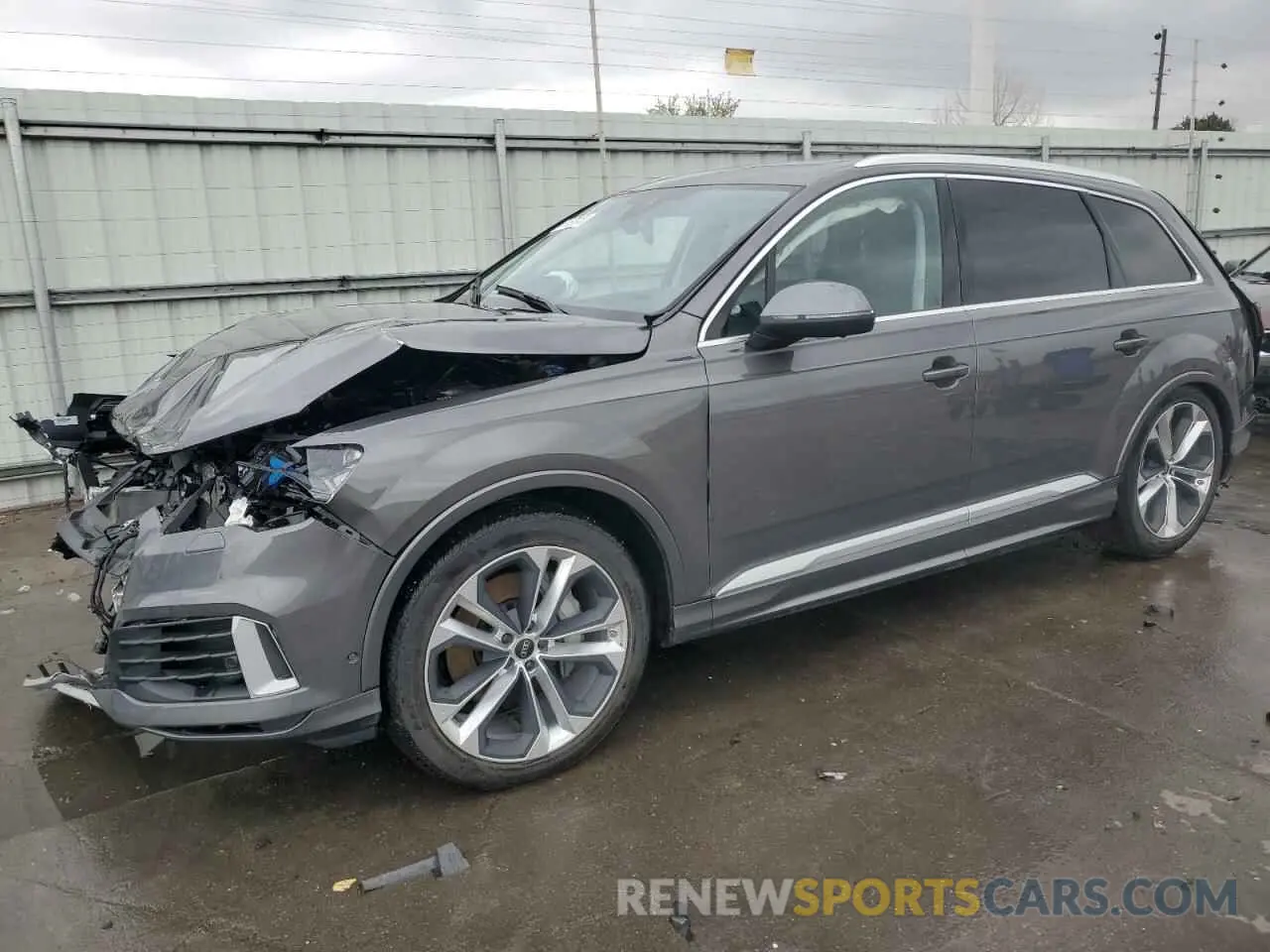 1 Photograph of a damaged car WA1VXBF71RD009405 AUDI Q7 2024