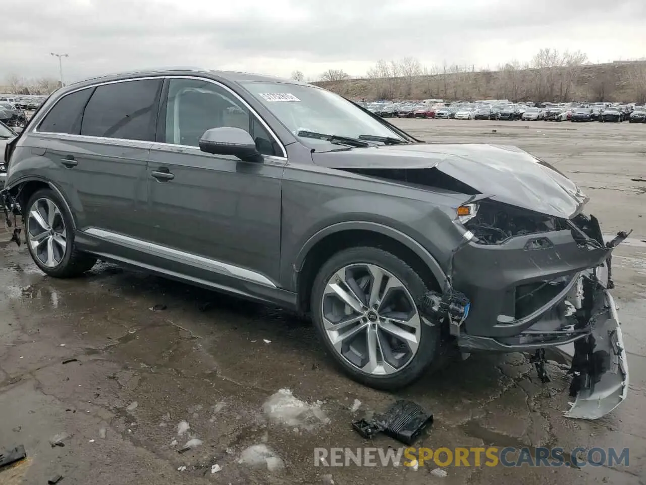4 Photograph of a damaged car WA1VXBF71RD009405 AUDI Q7 2024