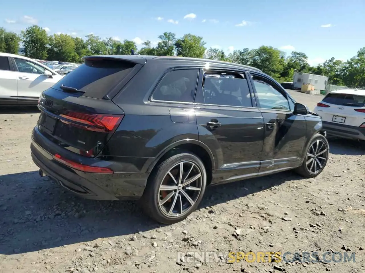 3 Photograph of a damaged car WA1VXBF76RD000277 AUDI Q7 2024