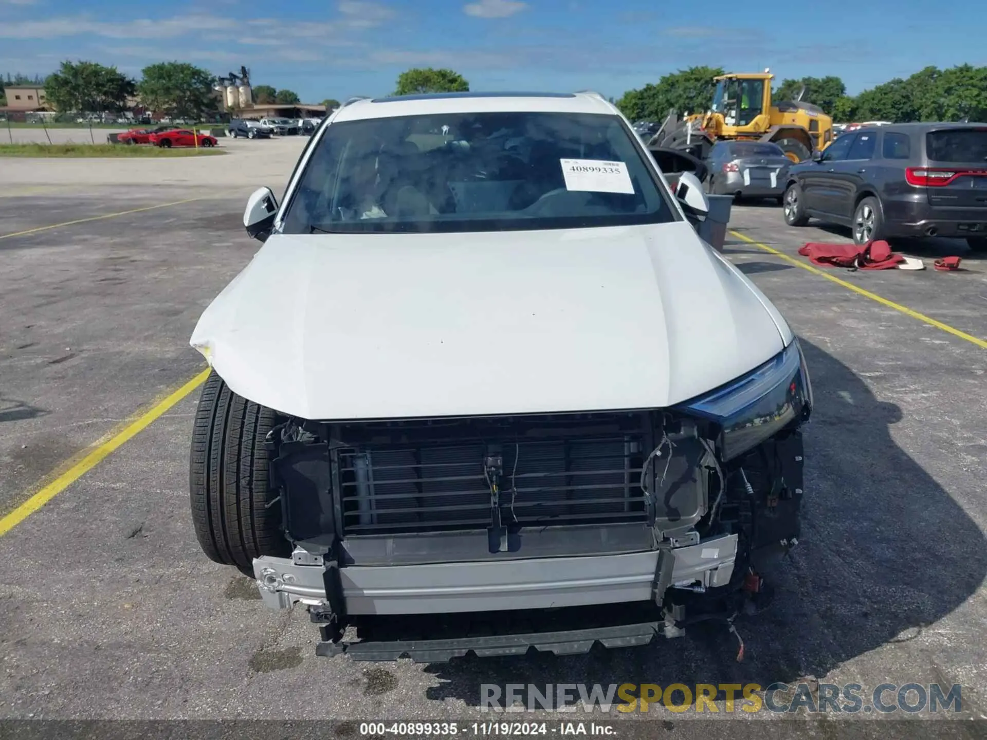 13 Photograph of a damaged car WA1ACBF76SD003289 AUDI Q7 2025
