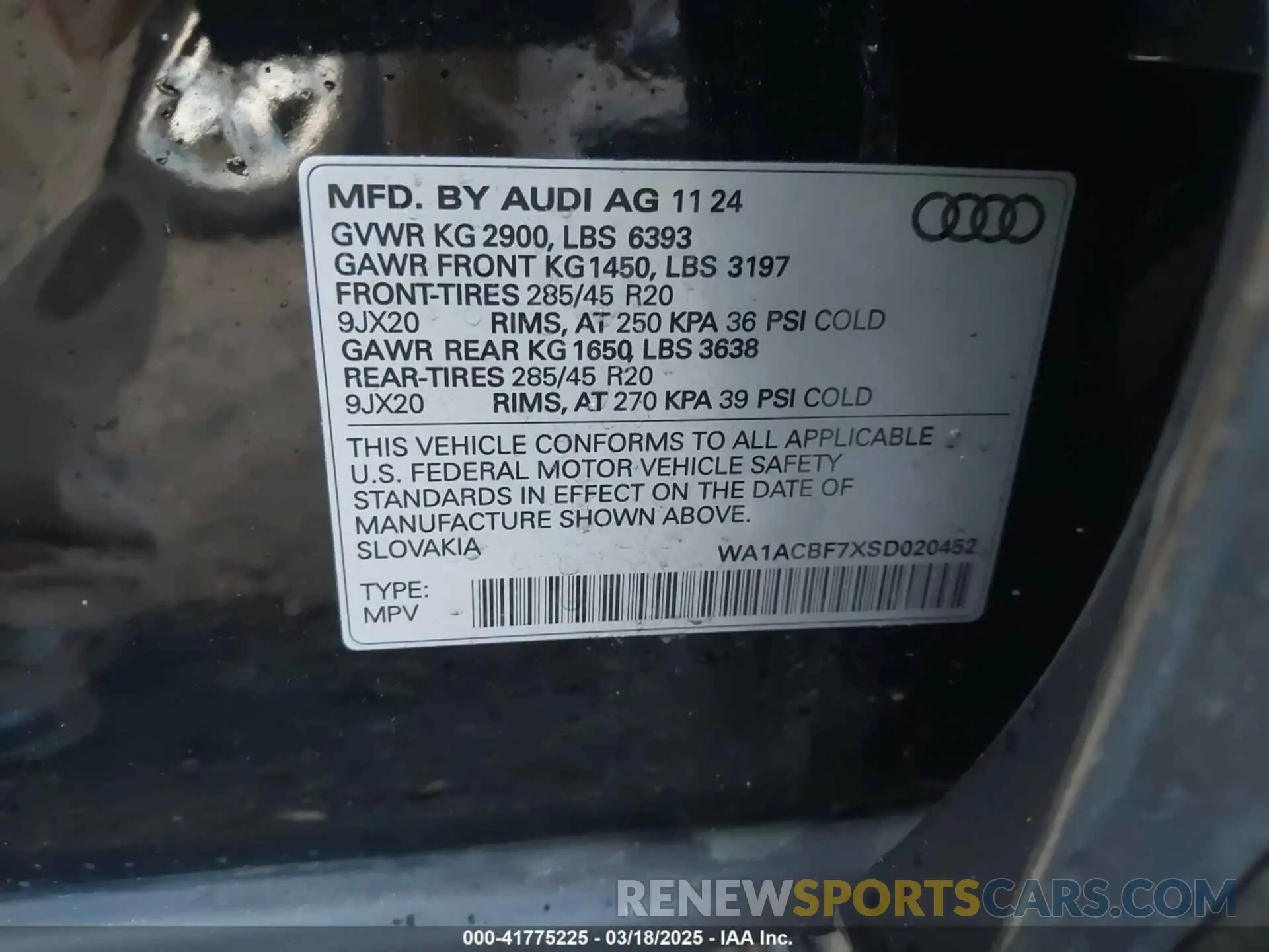 9 Photograph of a damaged car WA1ACBF7XSD020452 AUDI Q7 2025
