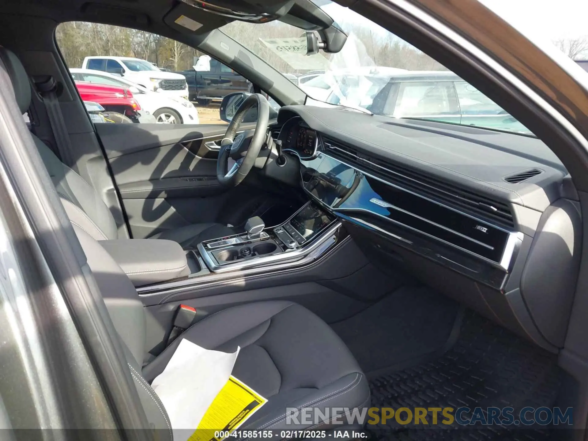 5 Photograph of a damaged car WA1LCBF70SD000963 AUDI Q7 2025